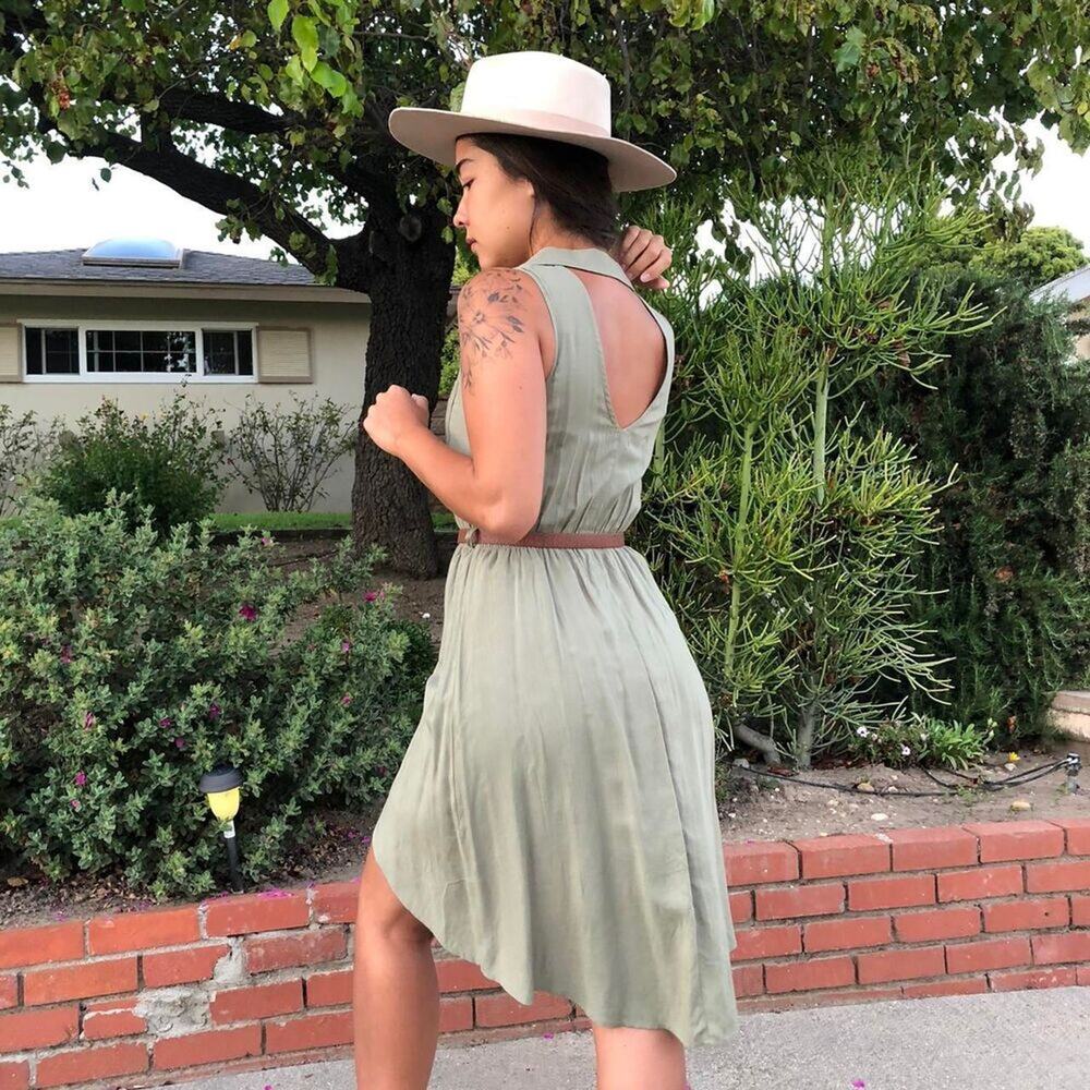 Navy Green Button Up Dress 🌾